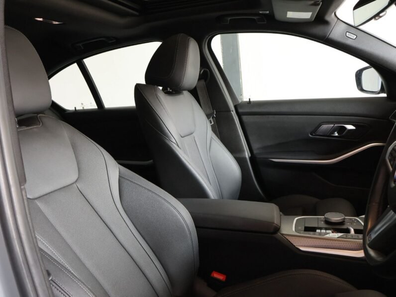 2023 BMW 3 Series 320i M Sport Auto