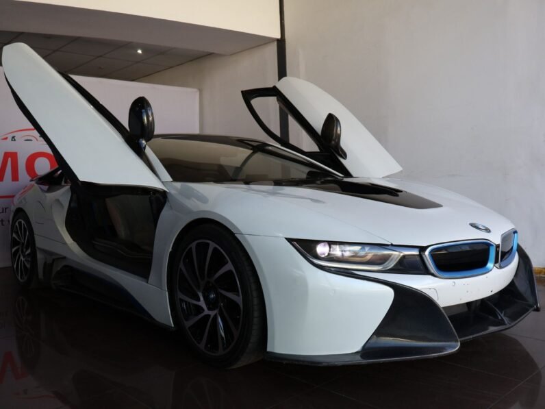 2015 BMW i8 eDrive Coupe