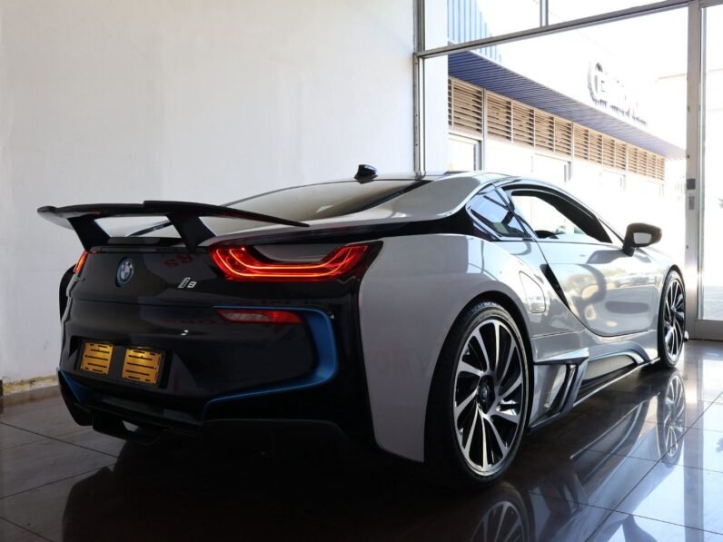 2015 BMW i8 eDrive Coupe