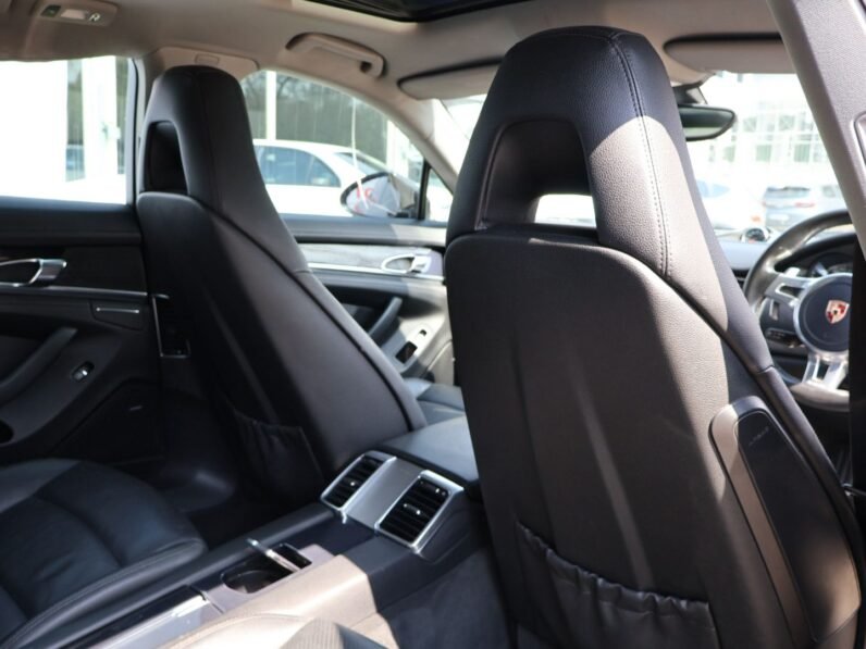 2011 Porsche Panamera 4S Auto