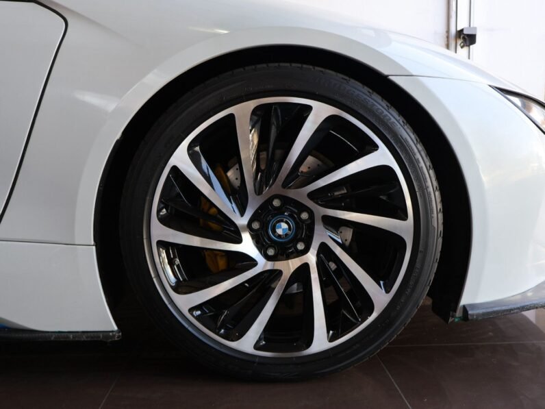 2015 BMW i8 eDrive Coupe