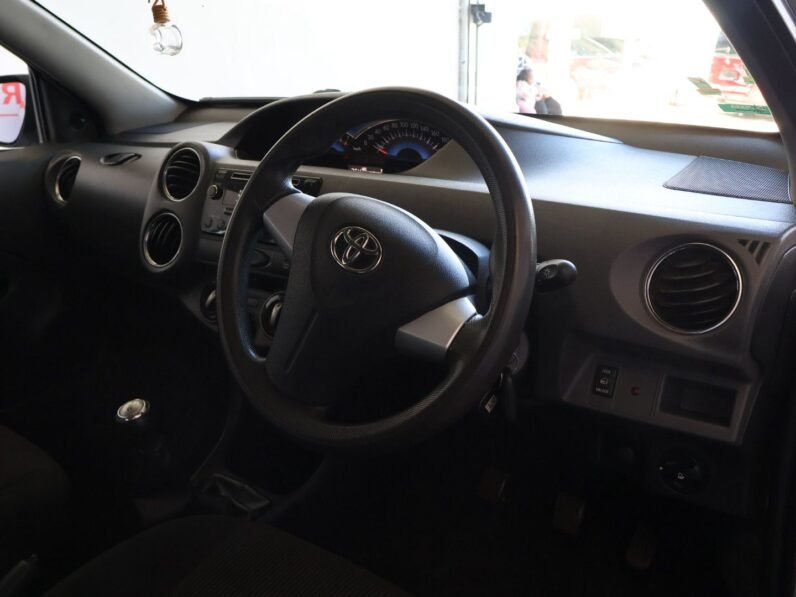 2017 Toyota Etios 1.5 Xi