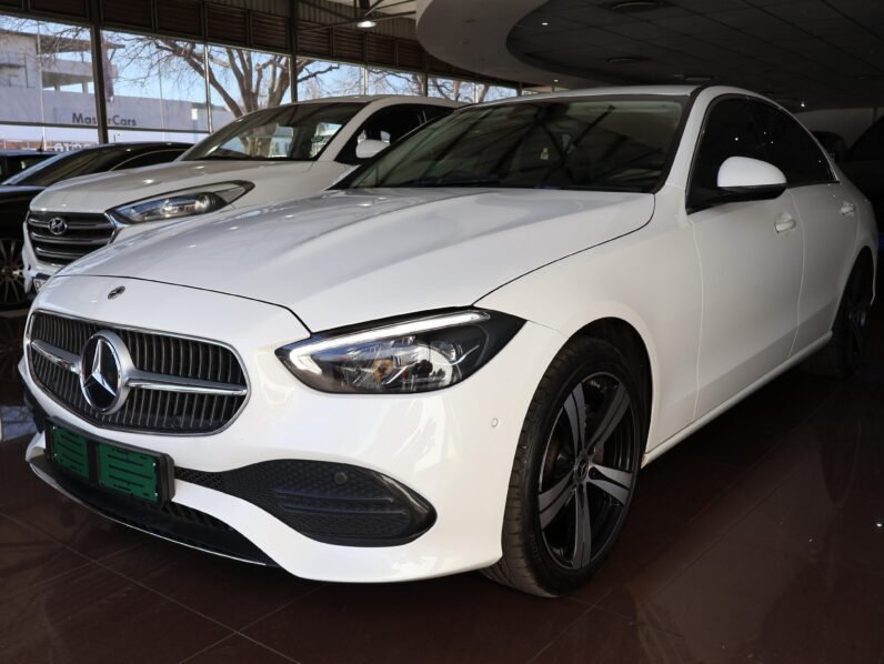 2022 Mercedes-Benz C-Class C 200 Auto