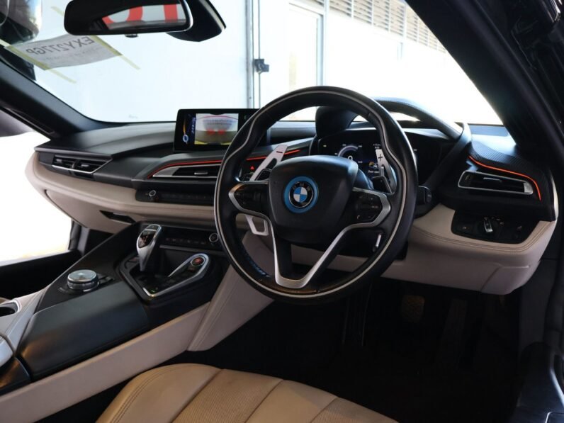 2015 BMW i8 eDrive Coupe