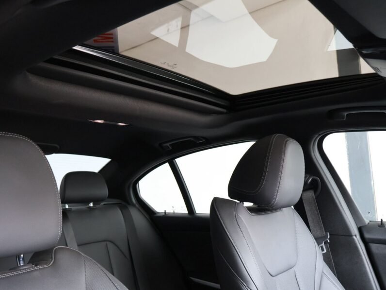2023 BMW 3 Series 320i M Sport Auto