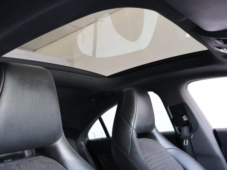 2015 Mercedes-Benz CLA 200 AMG Auto