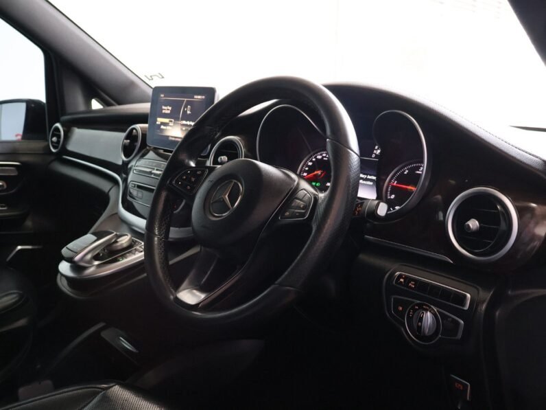 2015 Mercedes-Benz V-Class V 250 Bluetec Avantgarde Auto