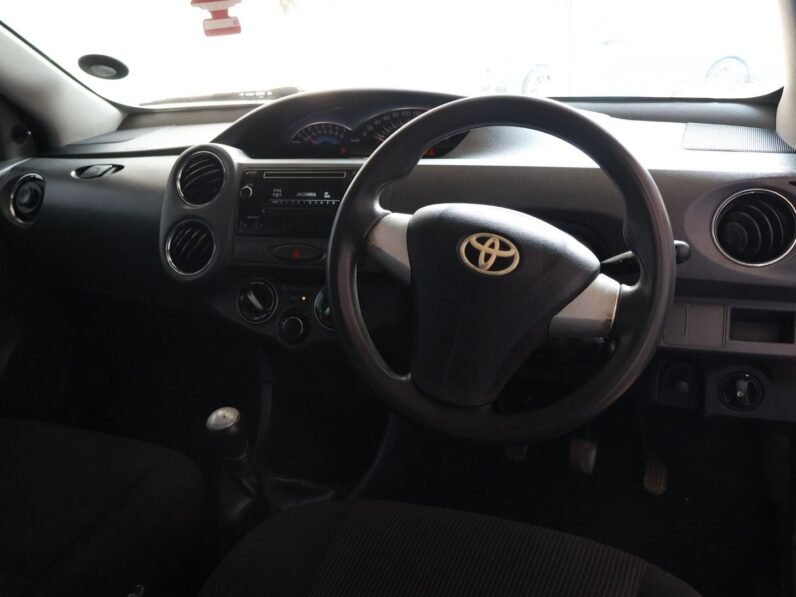 2016 Toyota Etios 1.5 Xi 5-dr