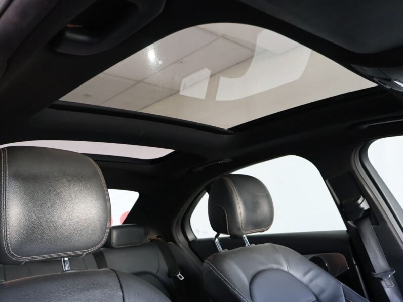 2016 Mercedes-Benz C-Class C 220 Bluetec AMG Line