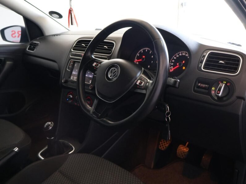 2018 Volkswagen Polo Sedan 1.4 Comfortline