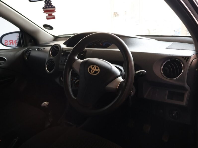 2016 Toyota Etios 1.5 Xi 5-dr