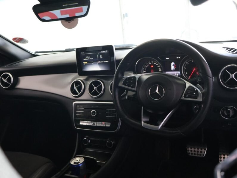 2015 Mercedes-Benz CLA 200 AMG Auto