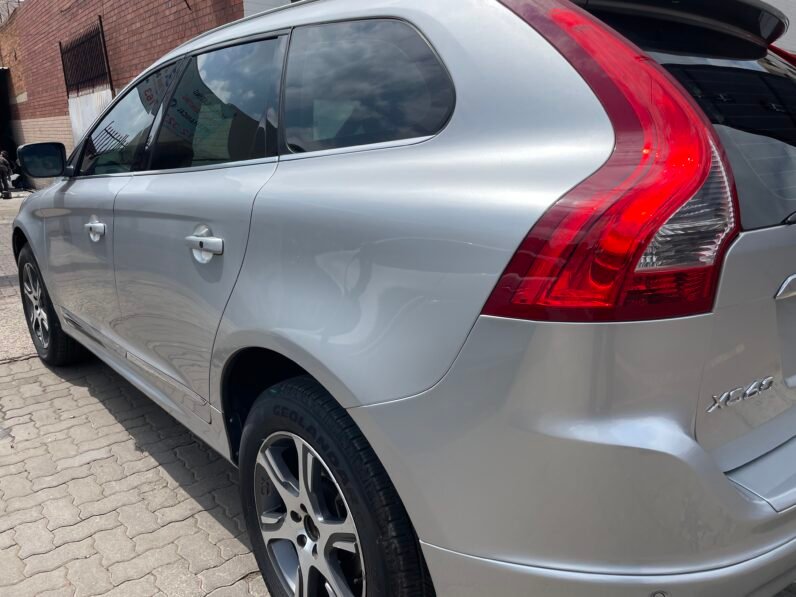 2014 Volvo XC60 D4 Elite Auto