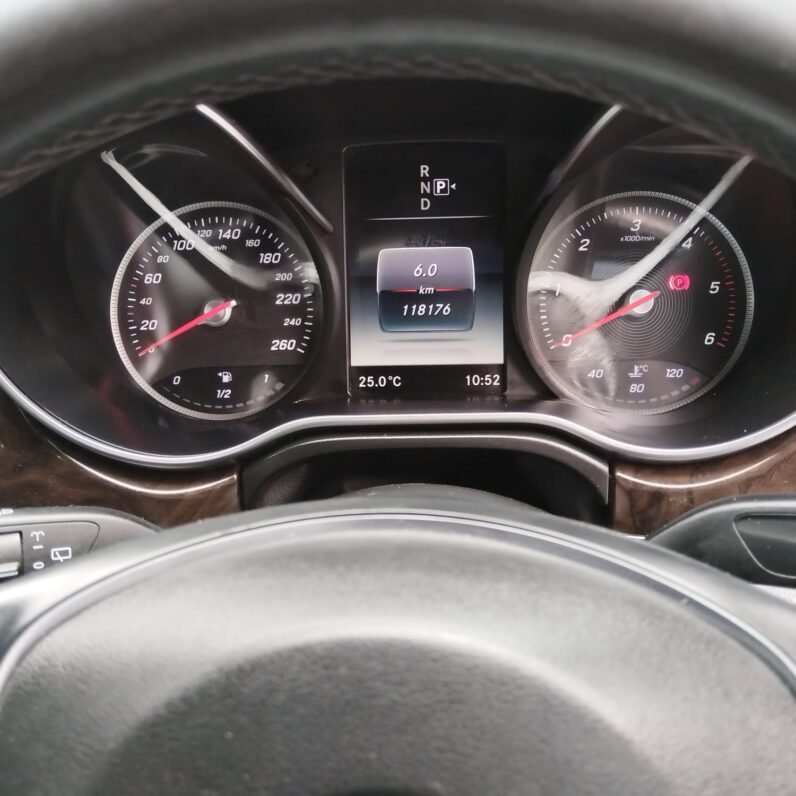 2015 Mercedes-Benz V-Class V 250 Bluetec Avantgarde Auto