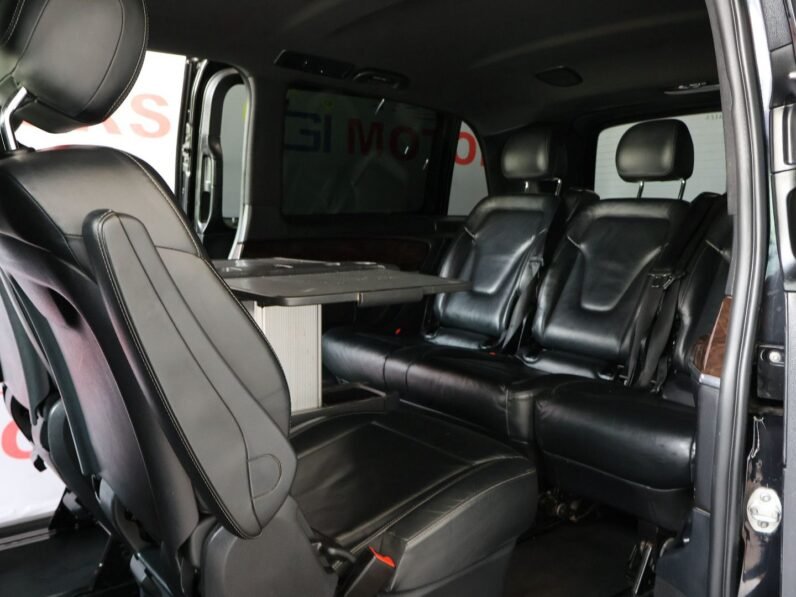2015 Mercedes-Benz V-Class V 250 Bluetec Avantgarde Auto