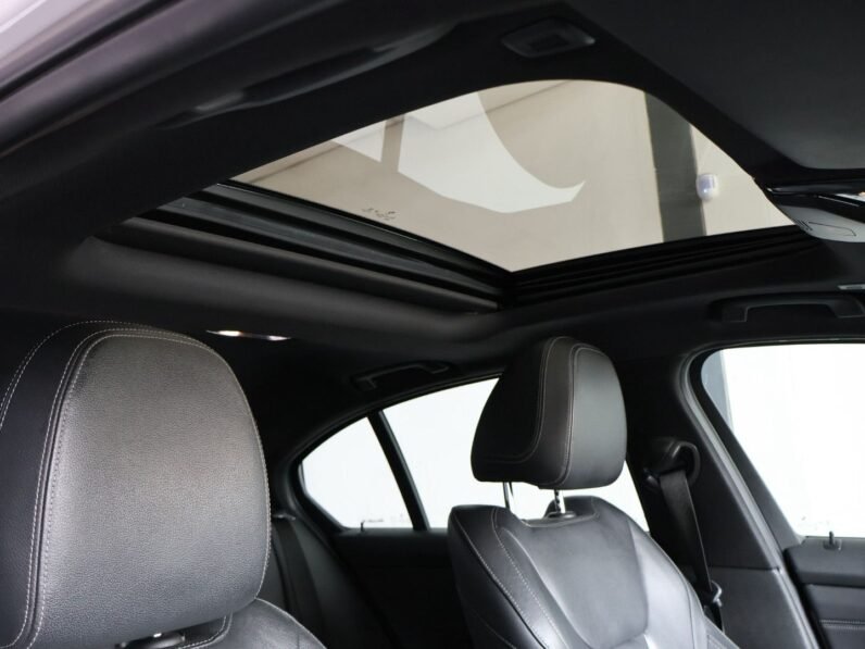 2020 BMW 3 Series 320i M Sport