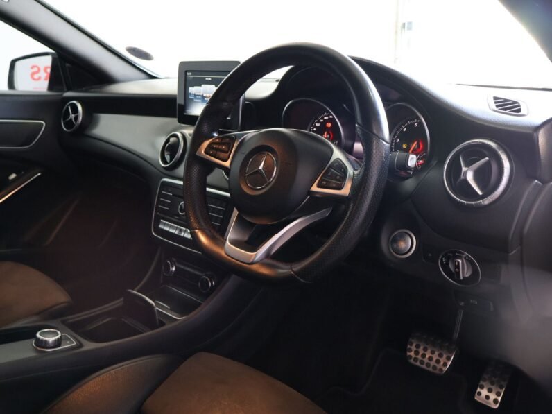 2017 Mercedes-Benz CLA 200 AMG Auto