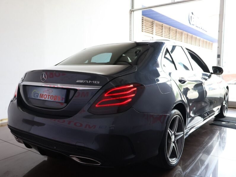 2015 Mercedes-Benz C-Class C 200 AMG Line Auto