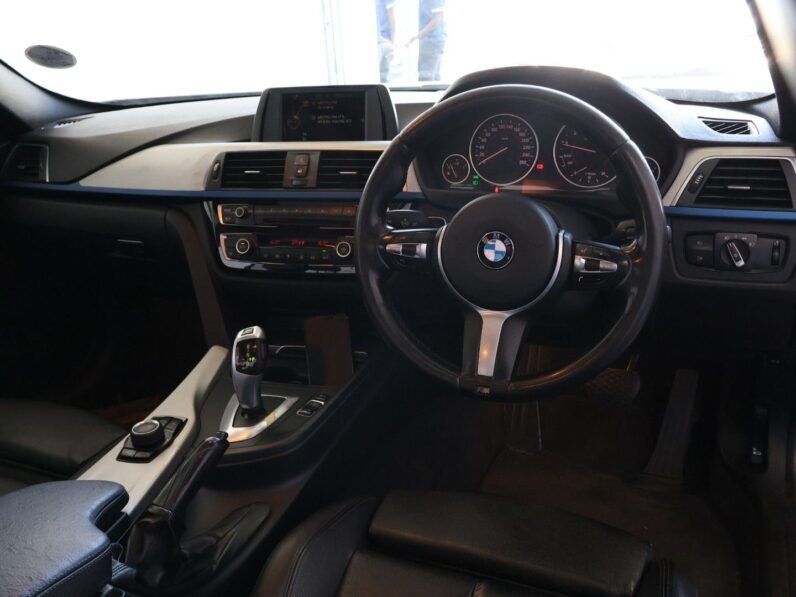 2016 BMW 3 Series 320i M Sport Auto