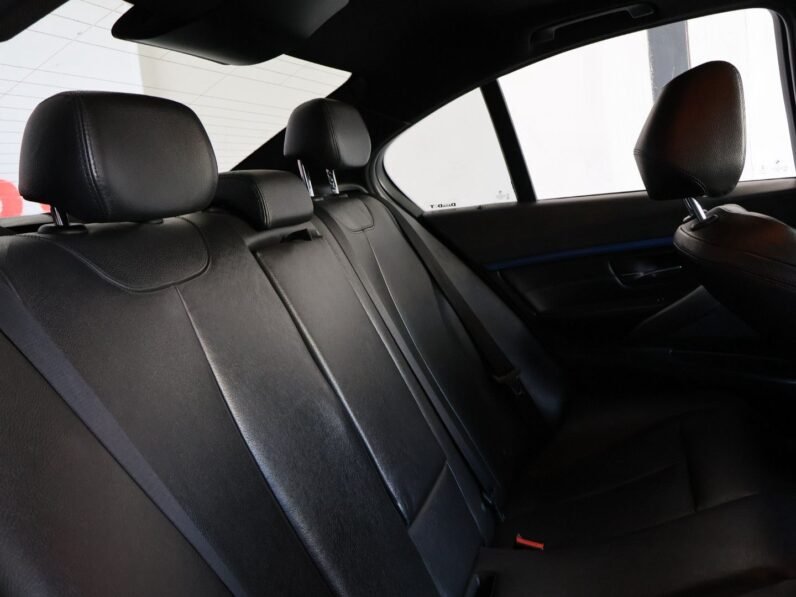 2016 BMW 3 Series 320i M Sport Auto