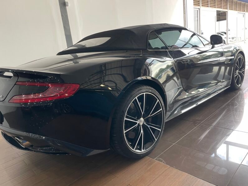 2015 Aston Martin Vanquish 6.0 Volante
