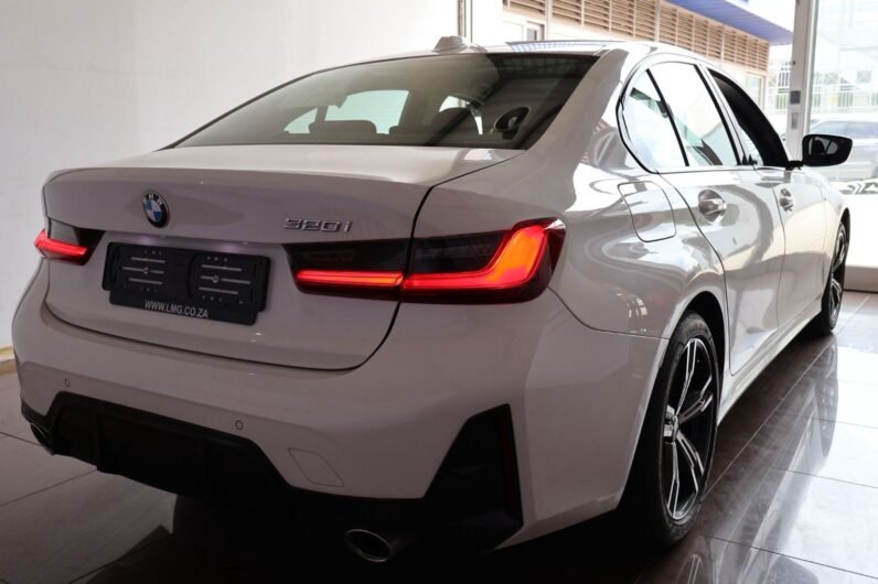 2023 BMW 3 Series 320i M Sport