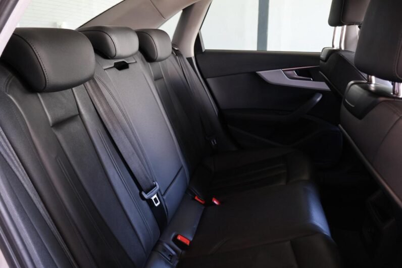 2023 Audi A4 2.0 TFSI  Advanced Auto | 35 TFSI