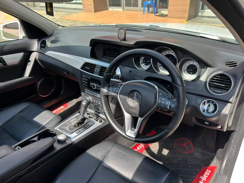 2013 Mercedes-Benz C-Class C 180 BE Avantgarde Auto