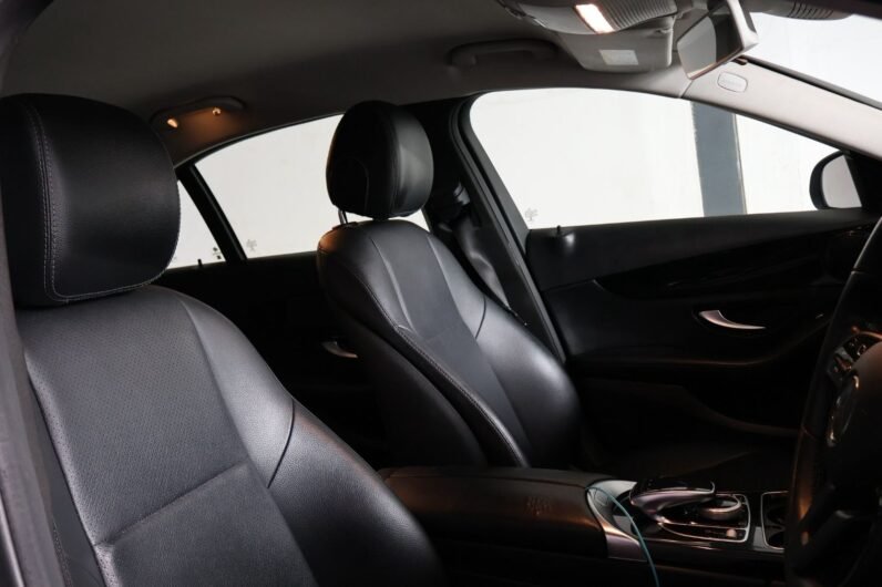 2019  Mercedes-Benz C-Class C220d AMG Line