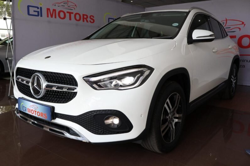 2023 Mercedes-Benz GLA200 Progressive