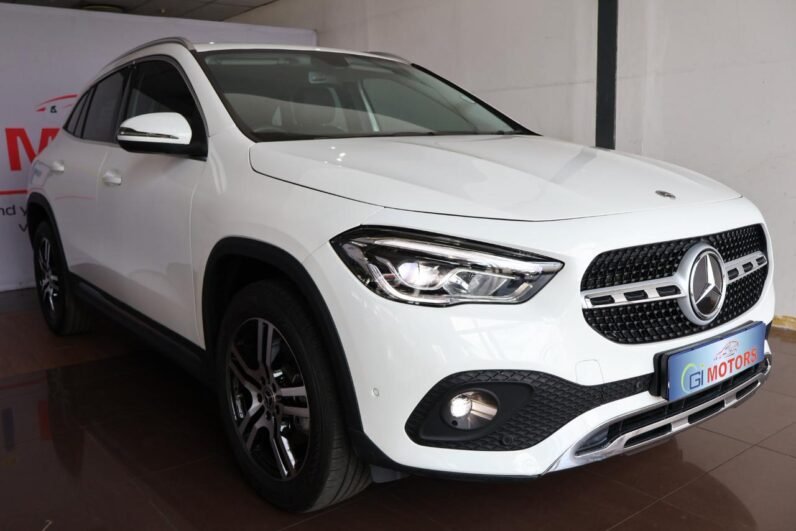 2023 Mercedes-Benz GLA200 Progressive