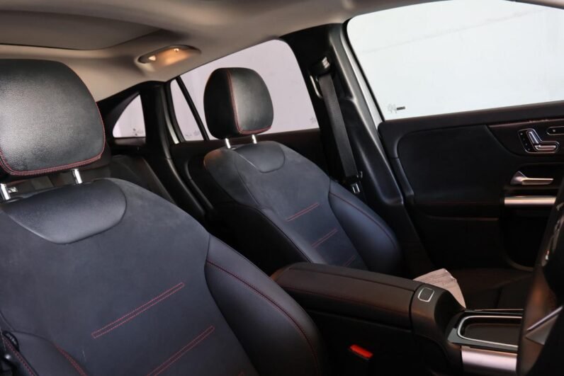 2023 Mercedes-Benz GLA GLA200d AMG Line