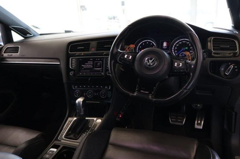 2017 Volkswagen Golf VII 2.0 TSI R Auto