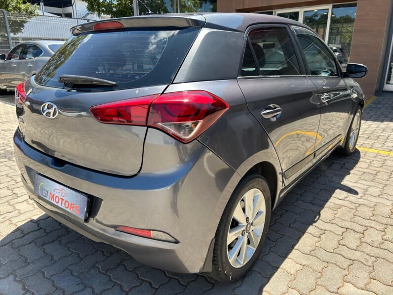 2015 HYUNDAI I20 1.2 FLUID