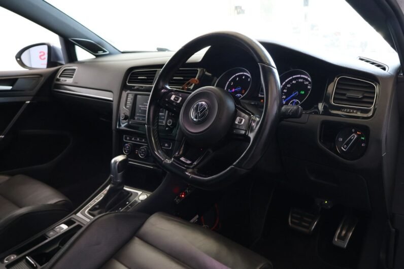 2017 Volkswagen Golf VII 2.0 TSI R Auto