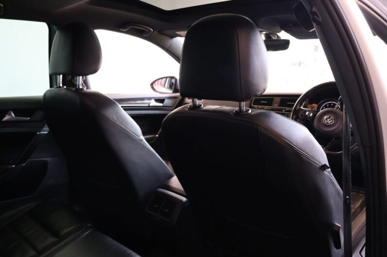 2017 Volkswagen Golf VII 2.0 TSI R Auto