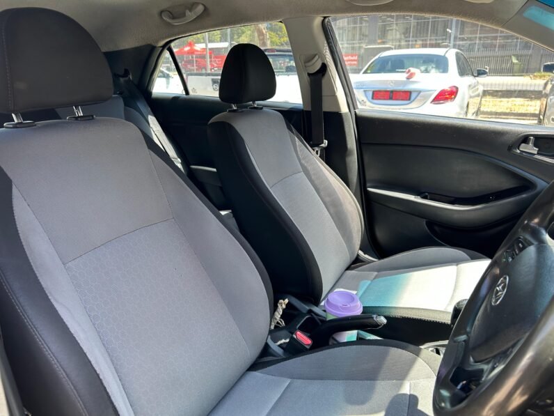 2015 HYUNDAI I20 1.2 FLUID