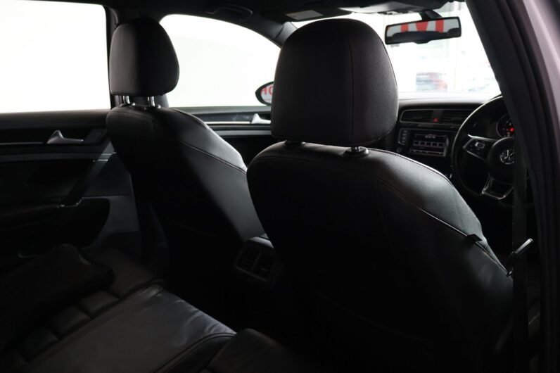 2014 Volkswagen Golf VII GTI 2.0 TSI