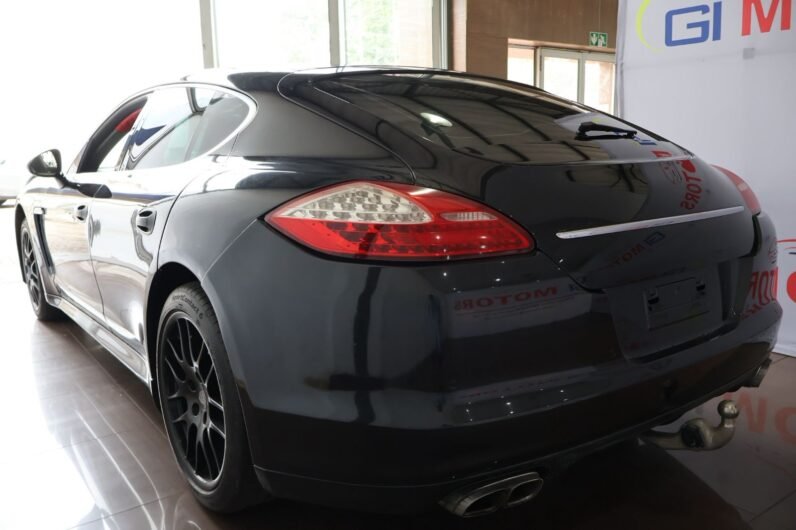 2011 Porsche Panamera 4s