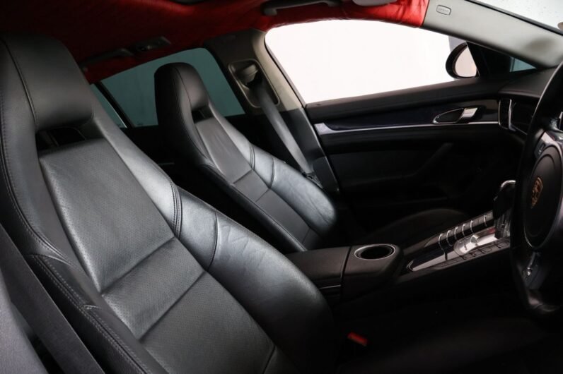 2011 Porsche Panamera 4s