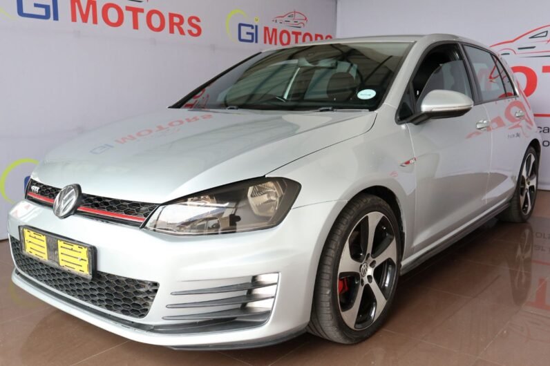 2014 Volkswagen Golf VII GTI 2.0 TSI