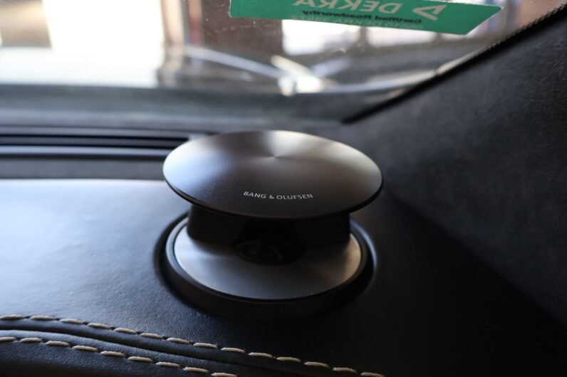 2015 Aston Martin Vanquish 6.0 Volante