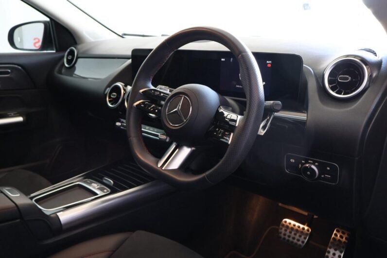 2023 Mercedes-Benz GLA GLA200d AMG Line