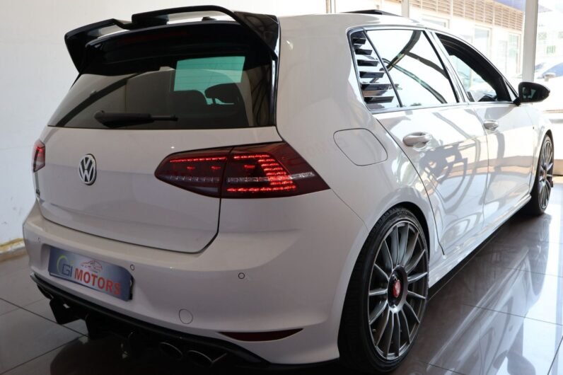 2017 Volkswagen Golf VII 2.0 TSI R Auto