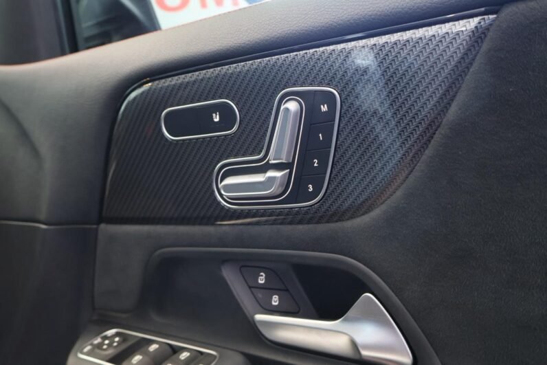 2023 Mercedes-Benz GLA GLA200d AMG Line