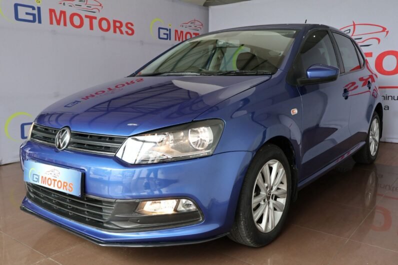 VOLKSWAGEN POLO VIVO