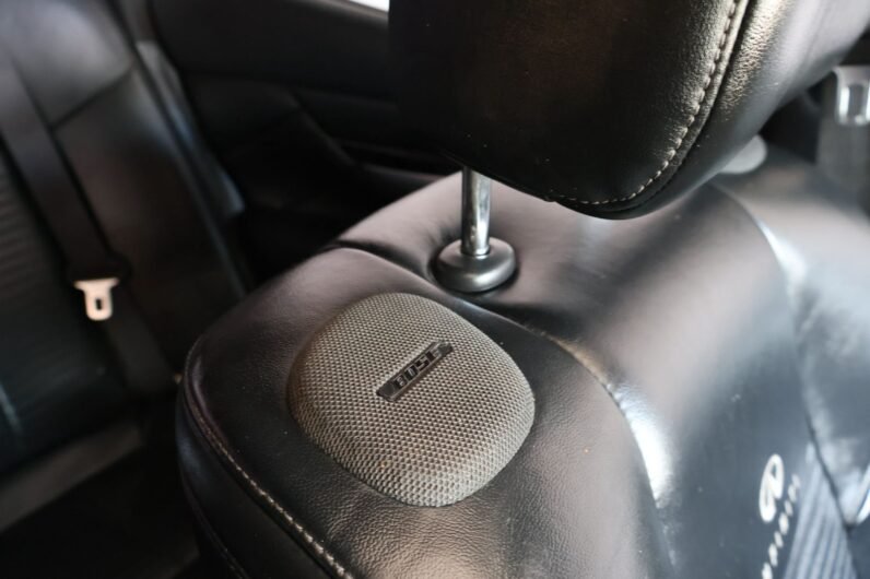 2013 Infiniti Q70 30d / 3.0D S Premium