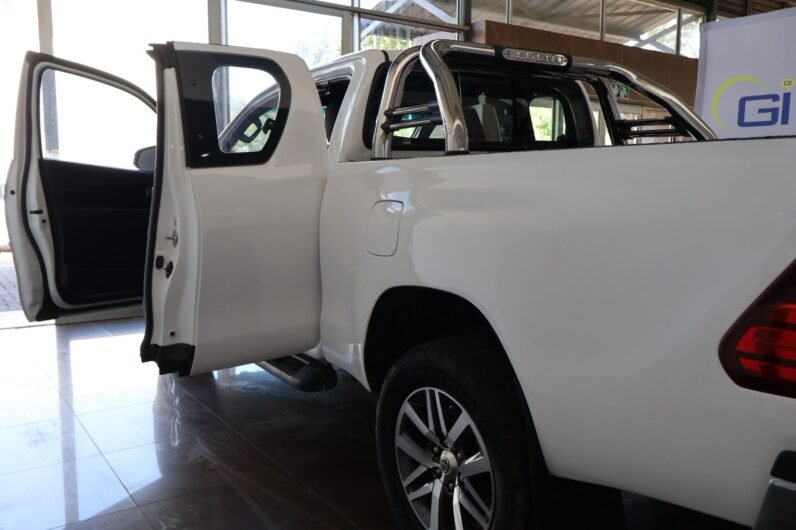 2019 Toyota Hilux 2.8GD-6 Xtra cab Raider