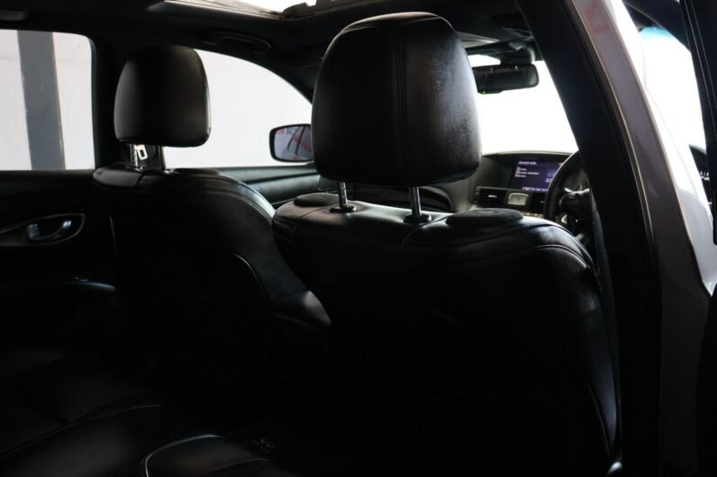 2013 Infiniti Q70 30d / 3.0D S Premium