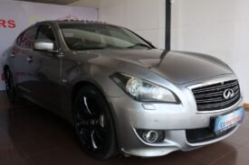2013 Infiniti Q70 30d / 3.0D S Premium
